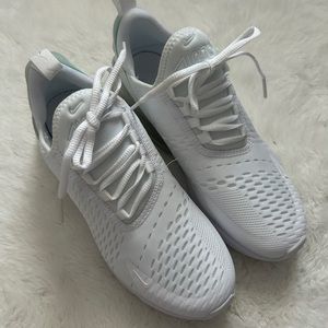 Nike Air Max 270 6.5 Youth